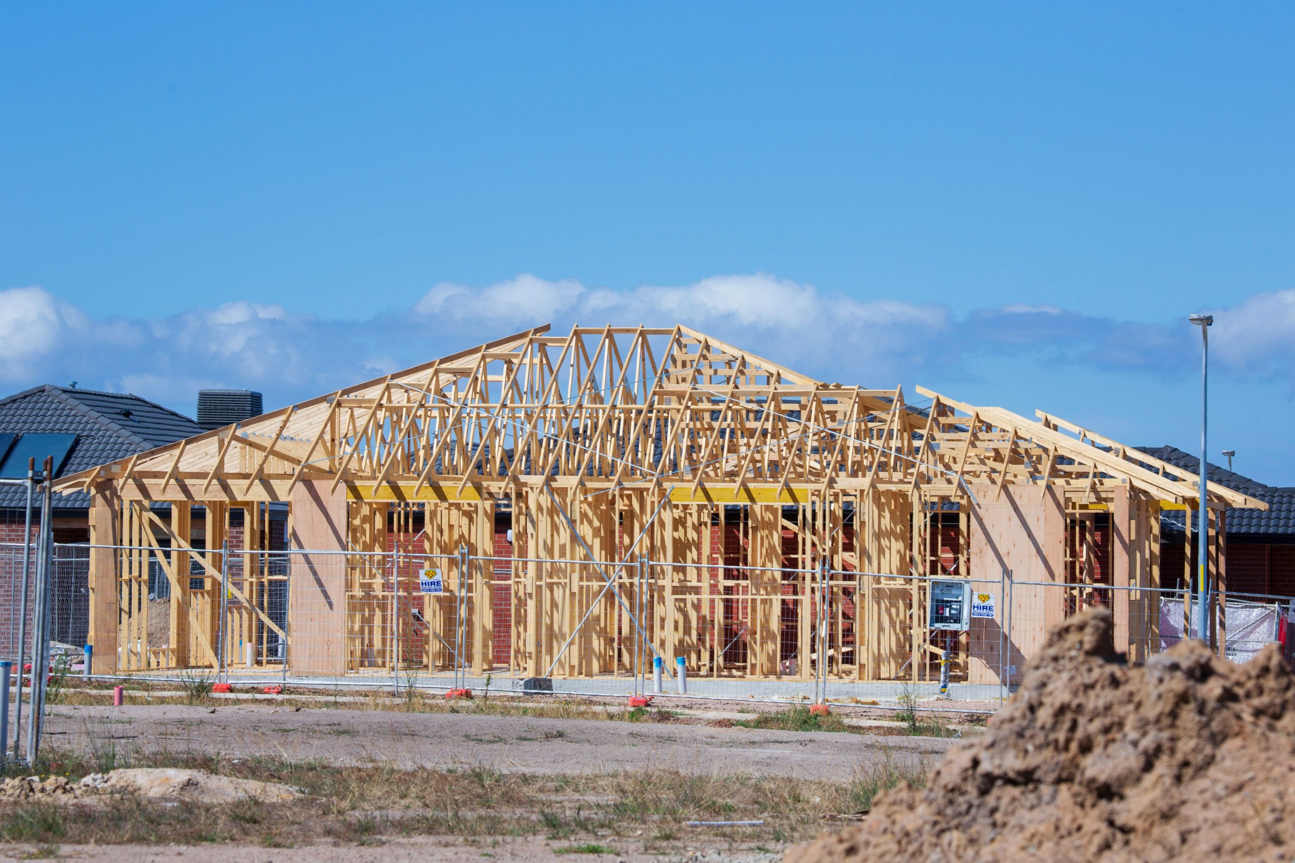 troy-mortier-nqJ2RLRV30o-unsplash Construction Site Security